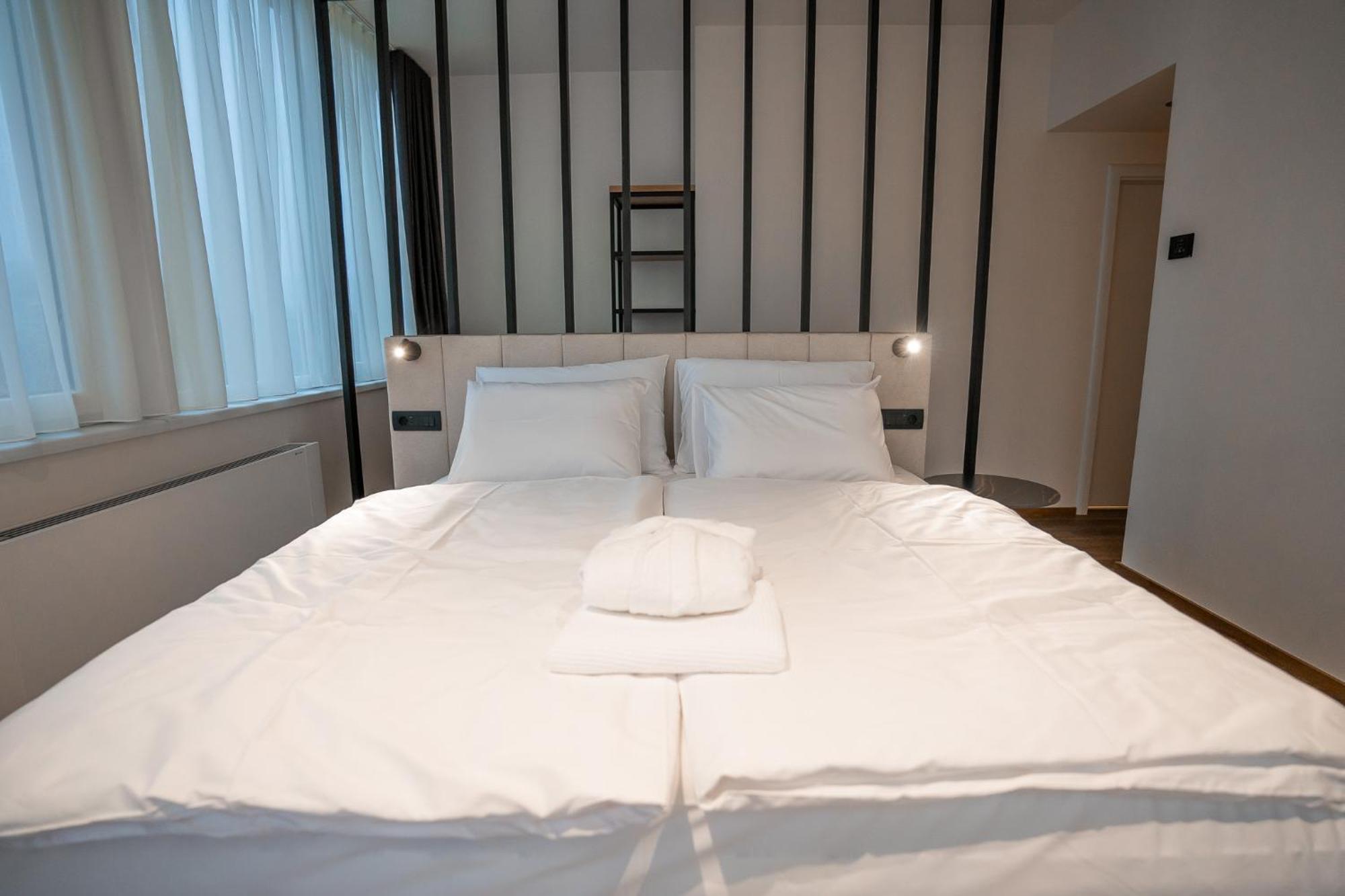 Hotel Lonca Skofja Loka Bagian luar foto